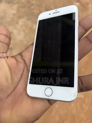 Apple iPhone 7 32 GB Silver