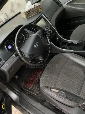 Hyundai Sonata Limited 2.0T Sedan (2.0L 4cyl 6A) 2013 Black