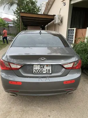 Hyundai Sonata Limited 2.0T Sedan (2.0L 4cyl 6A) 2013 Black