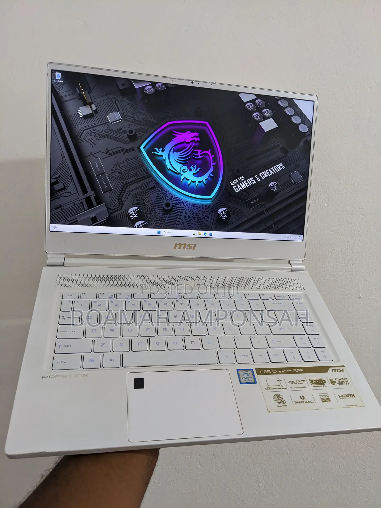 Laptop MSI P65 Creator 32GB Intel Core i7 SSD 512GB