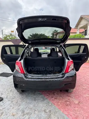 Toyota Vitz 2013 Black