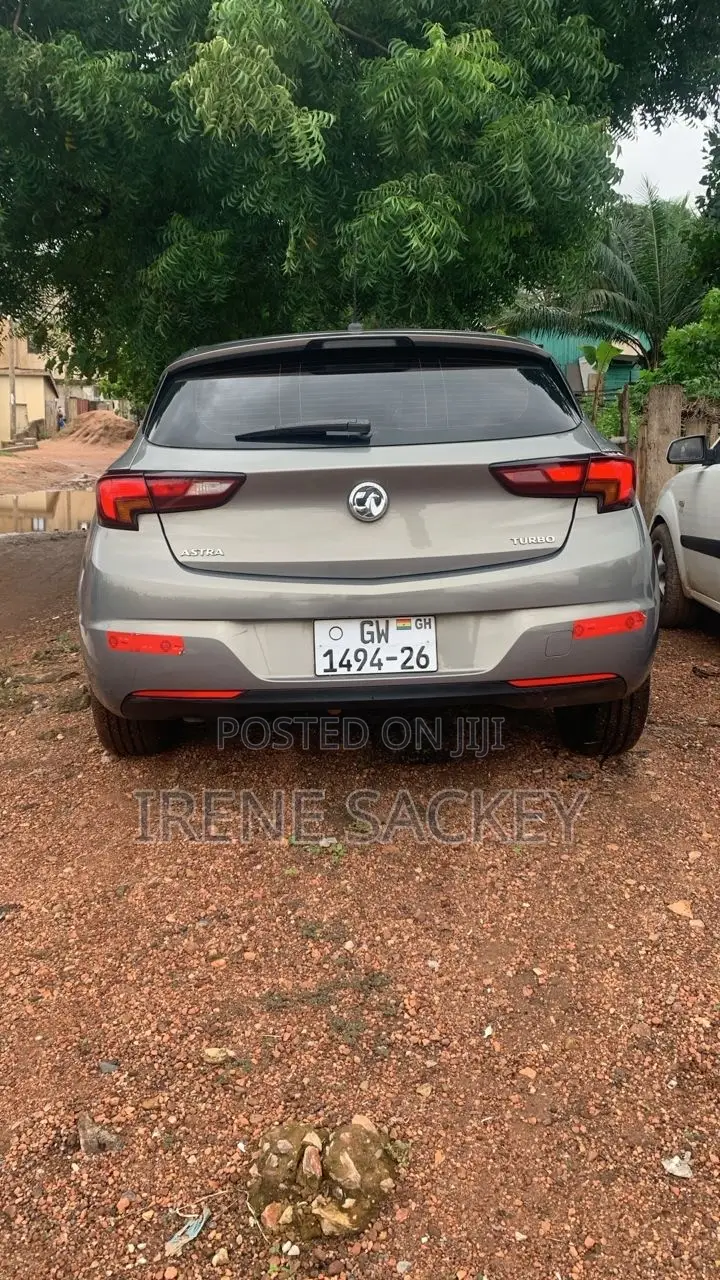 Opel Astra 2016 Gray