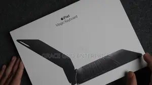 Apple iPad Pro 13-Inch (M4 M5) Magic Keyboard