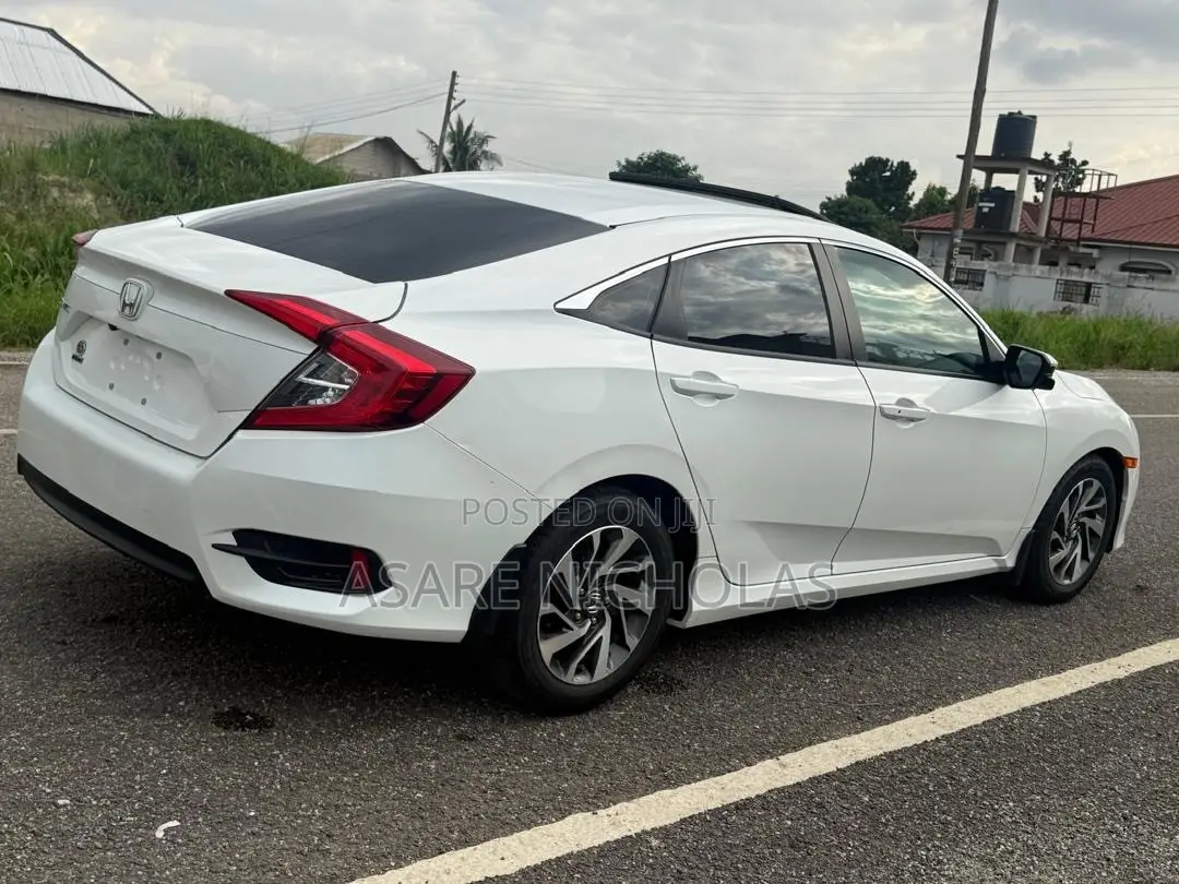 Honda Civic 2017 White
