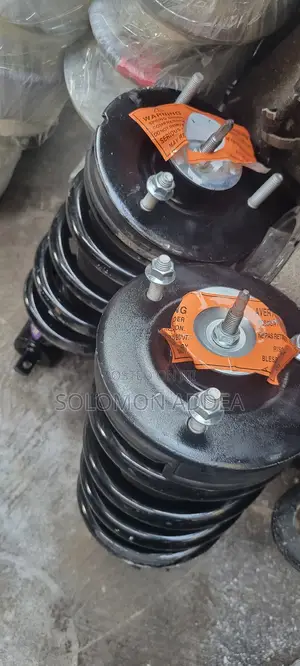 Escalade 2002 Front Shocks Absorbers