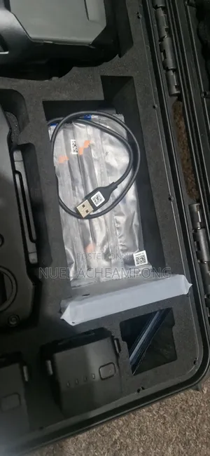 Dji Mavic 3 Pro Cine Premium Combo 1 Tb Built-in SSD Storage.