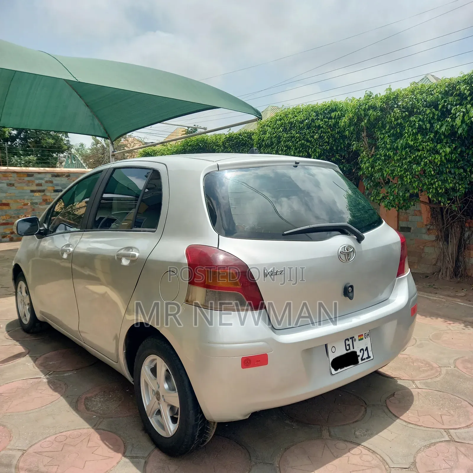 Toyota Vitz 1.0 FWD 3dr 2010 Silver