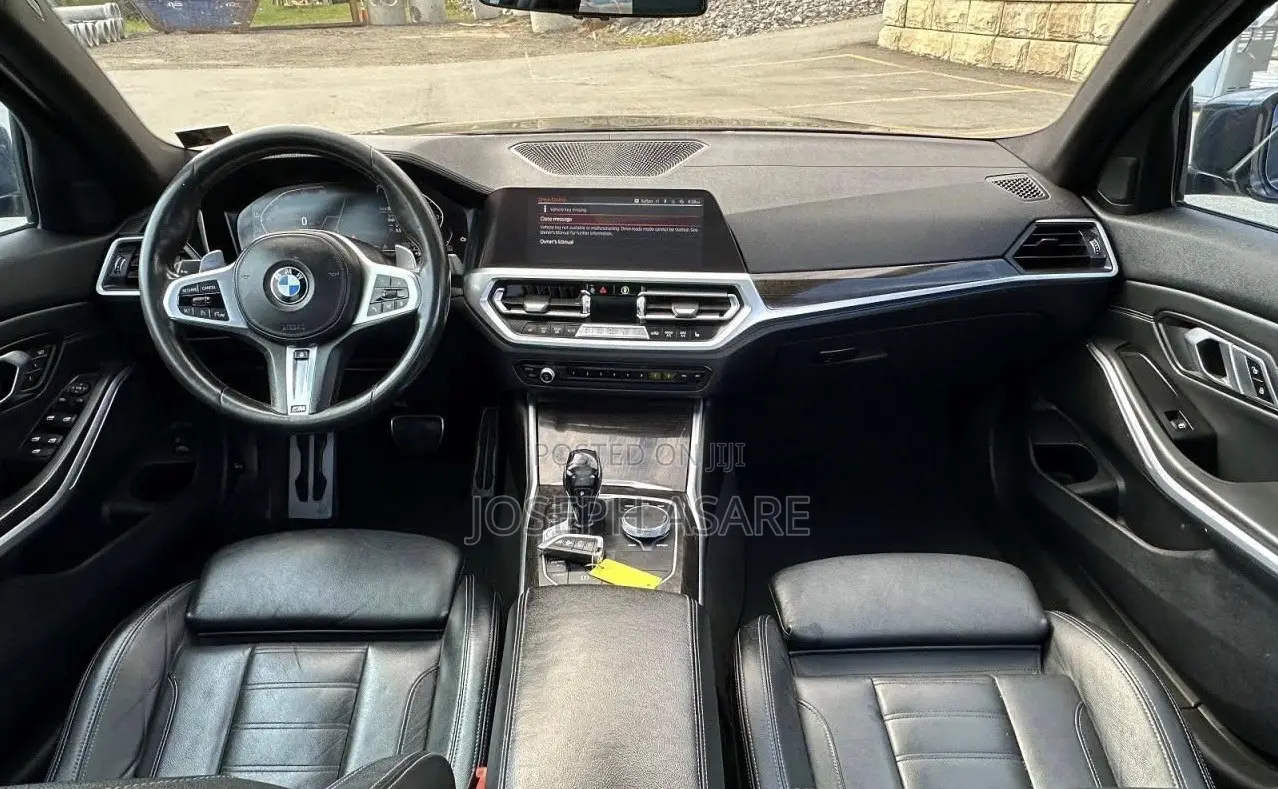 BMW 330i 2020 Black