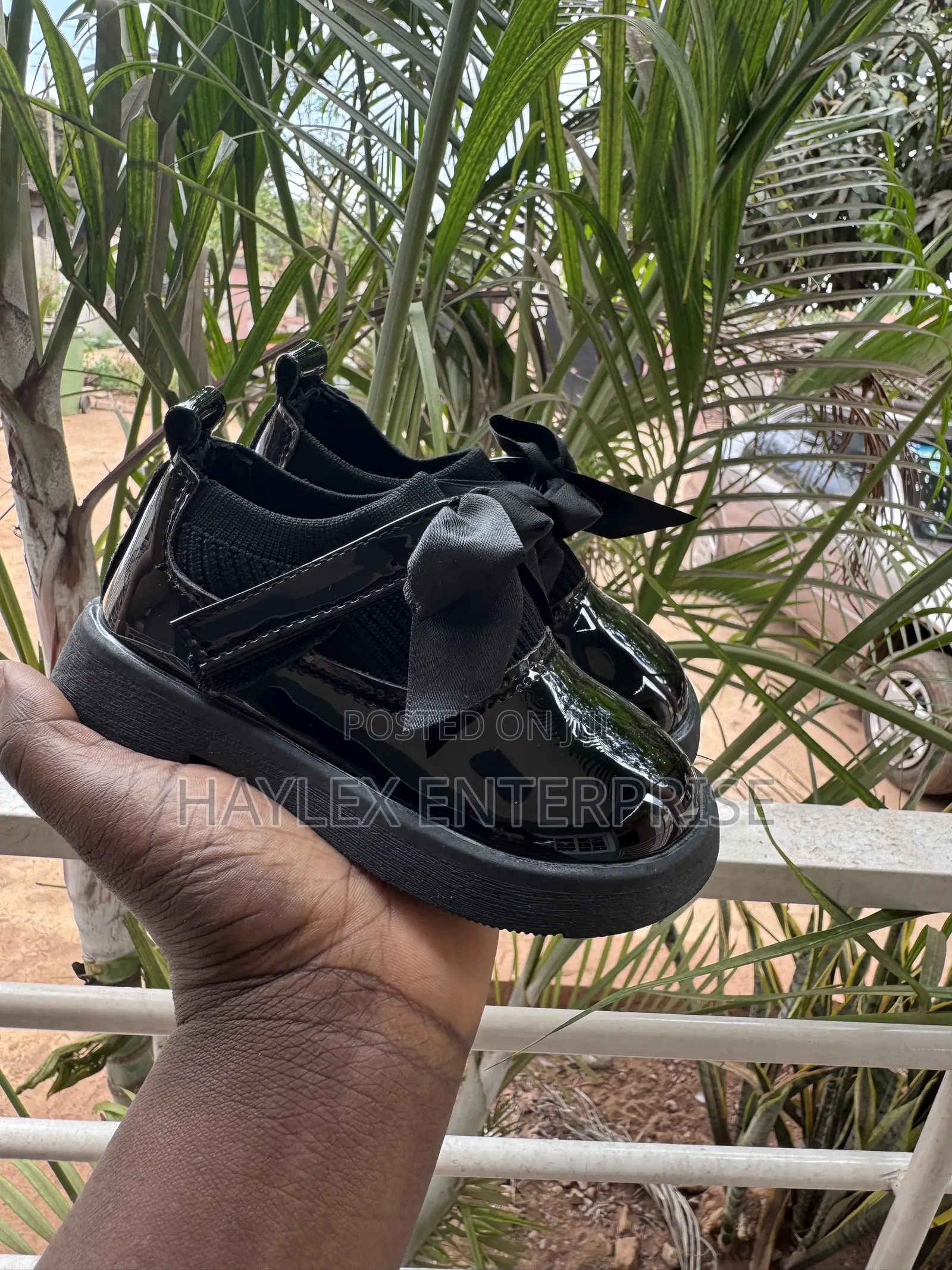 Black Shoe You Don’t Want to Miss It
