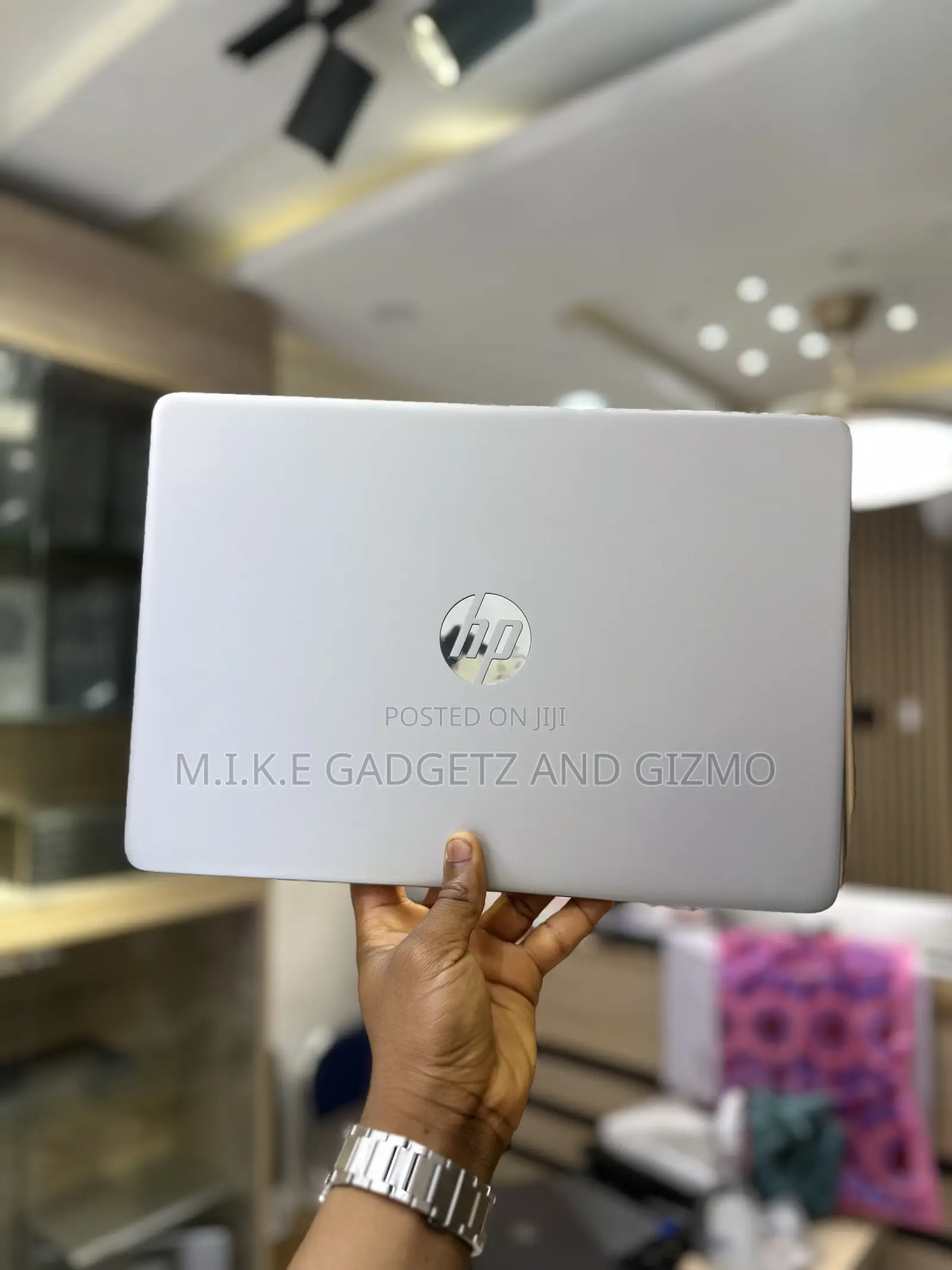 Laptop HP 14-dq1025cl 8GB Intel Core i3 SSD 256GB
