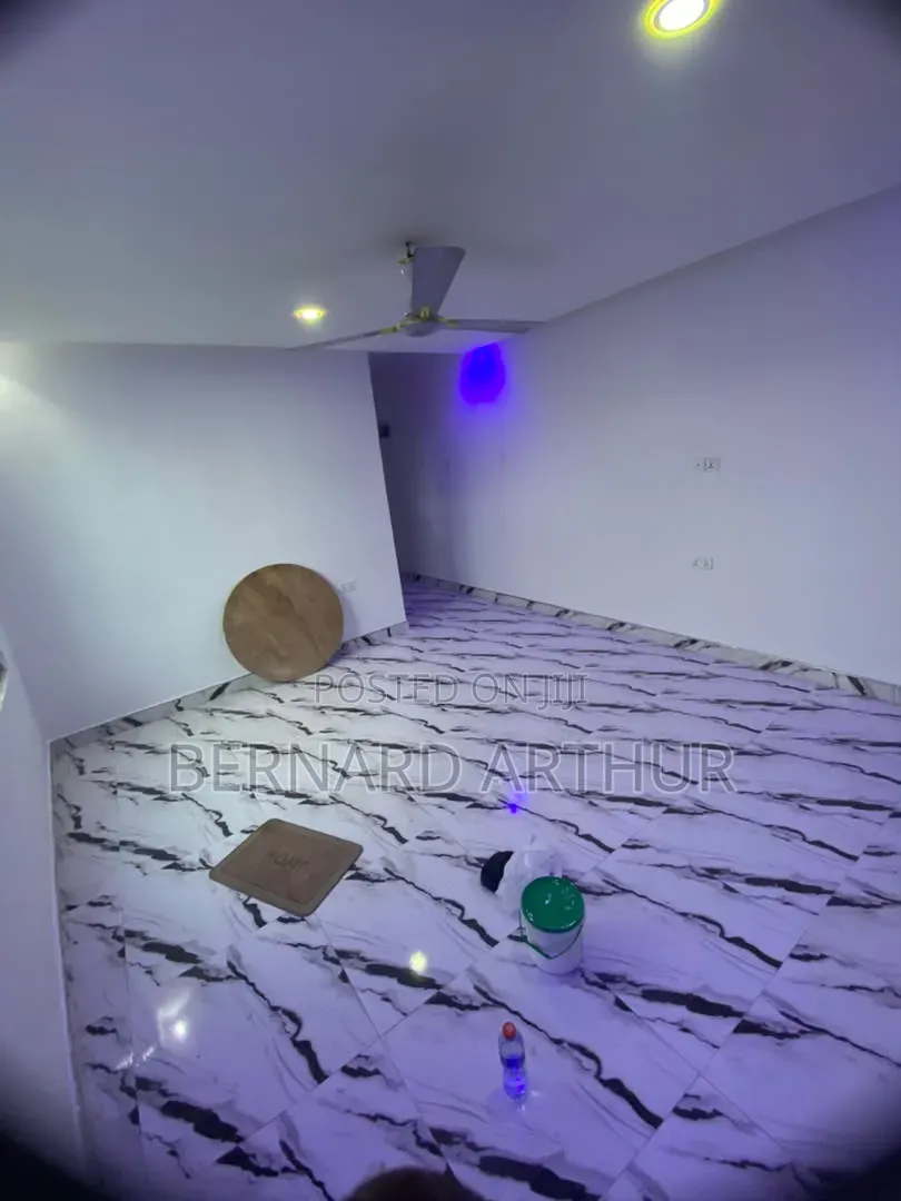 1bdrm Room & Parlour in Bernard Agency, CP for rent