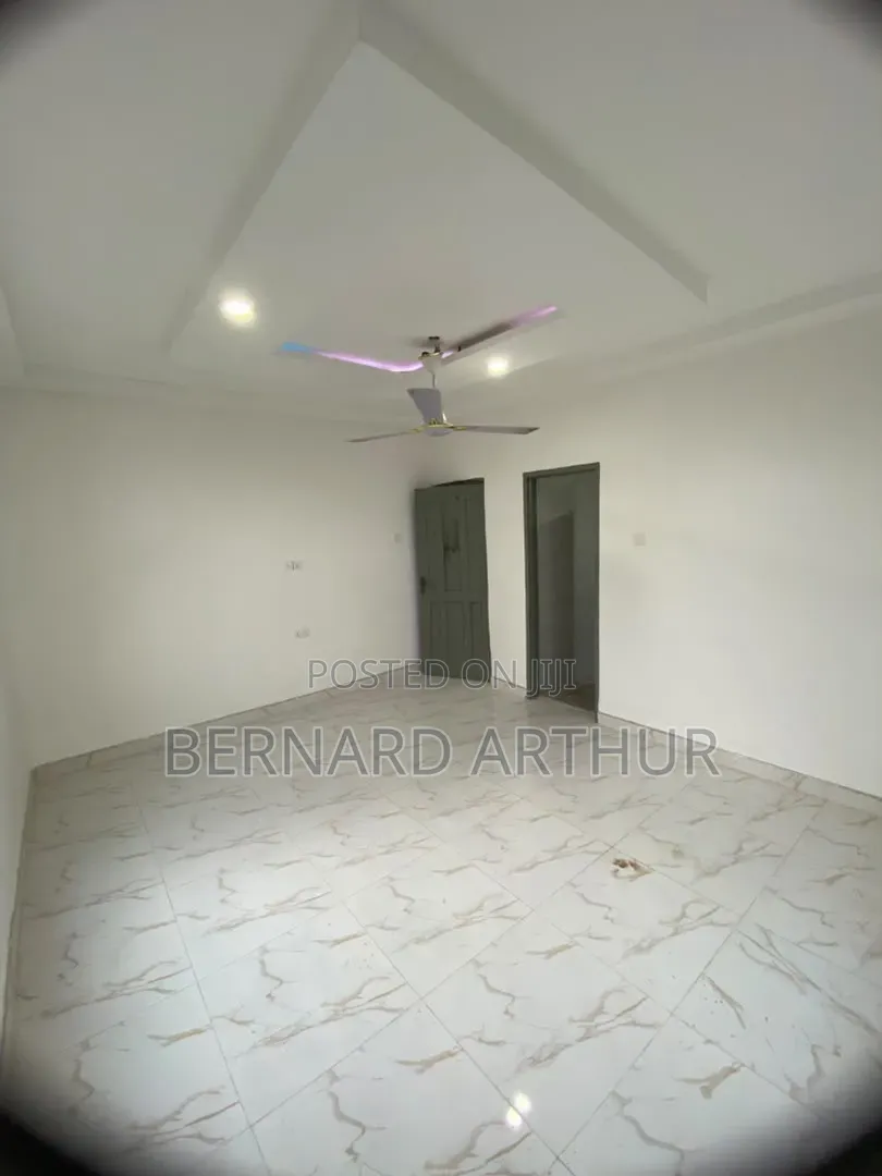 1bdrm Room & Parlour in Bernard Agency, CP for rent