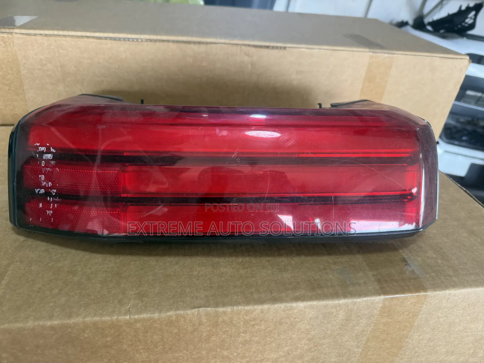 2022-2024 Toyota Tundra Leftt Tail Light LED