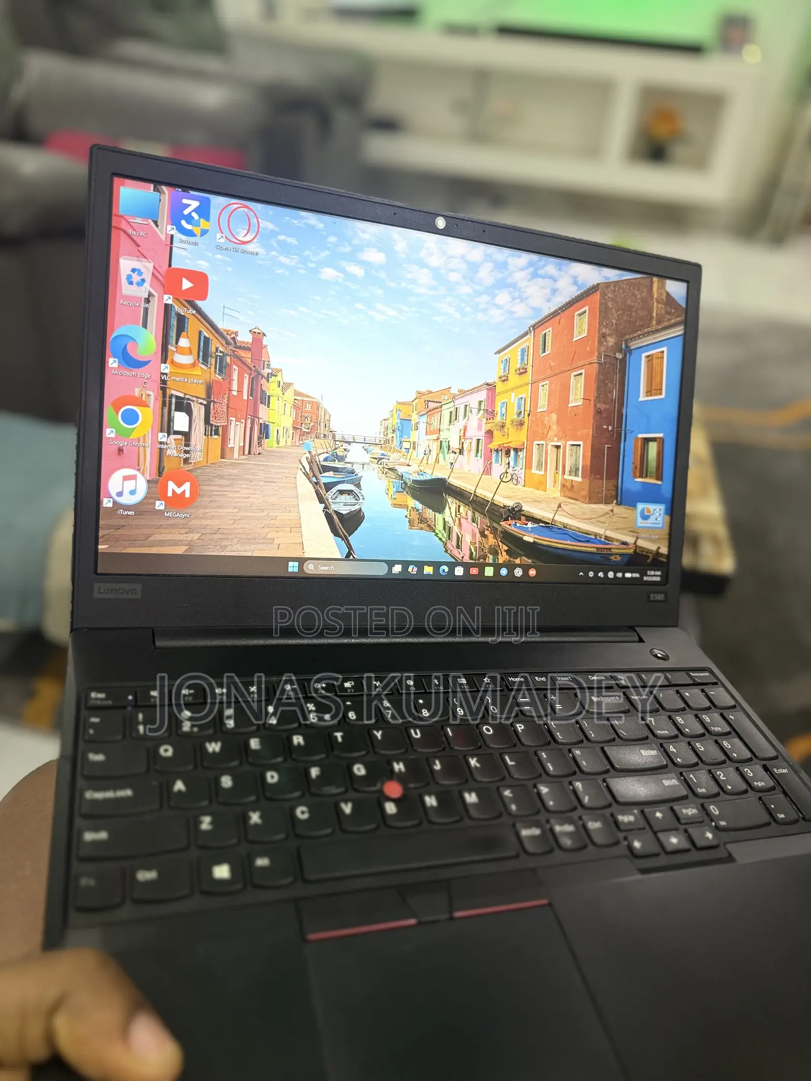 Laptop Lenovo ThinkPad E585 16GB AMD Ryzen 5 SSHD+SSD 256GB