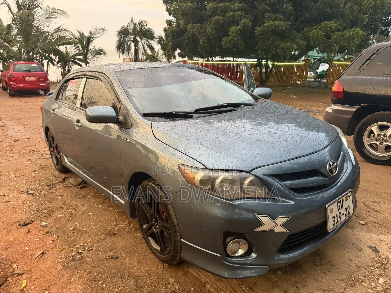 Toyota Corolla LE 4dr Sedan (1.8L 4cyl 4A) 2013 Gray