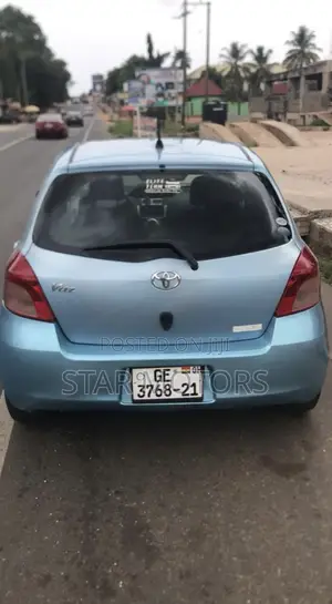 Toyota Vitz 2010 Blue