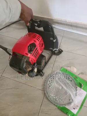 Automatic Grass Cutting Machine