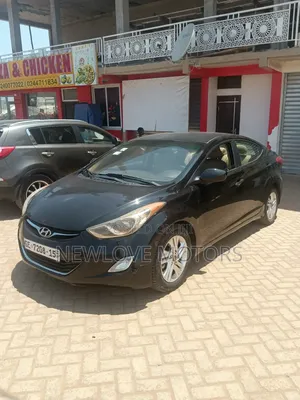 Hyundai Elantra Limited Sedan FWD (1.8L 4cyl 6A) 2013 Black