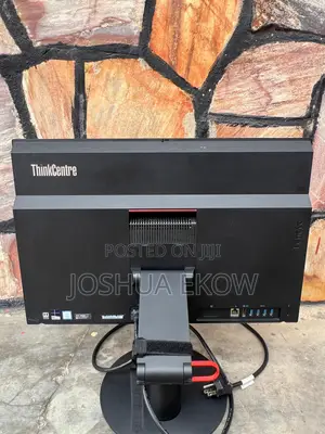 Lenovo ThinkCentre M810z AIO 8GB Intel Core i5 HDD 500GB