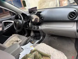 Toyota RAV4 2.5 Limited 2012 Silver