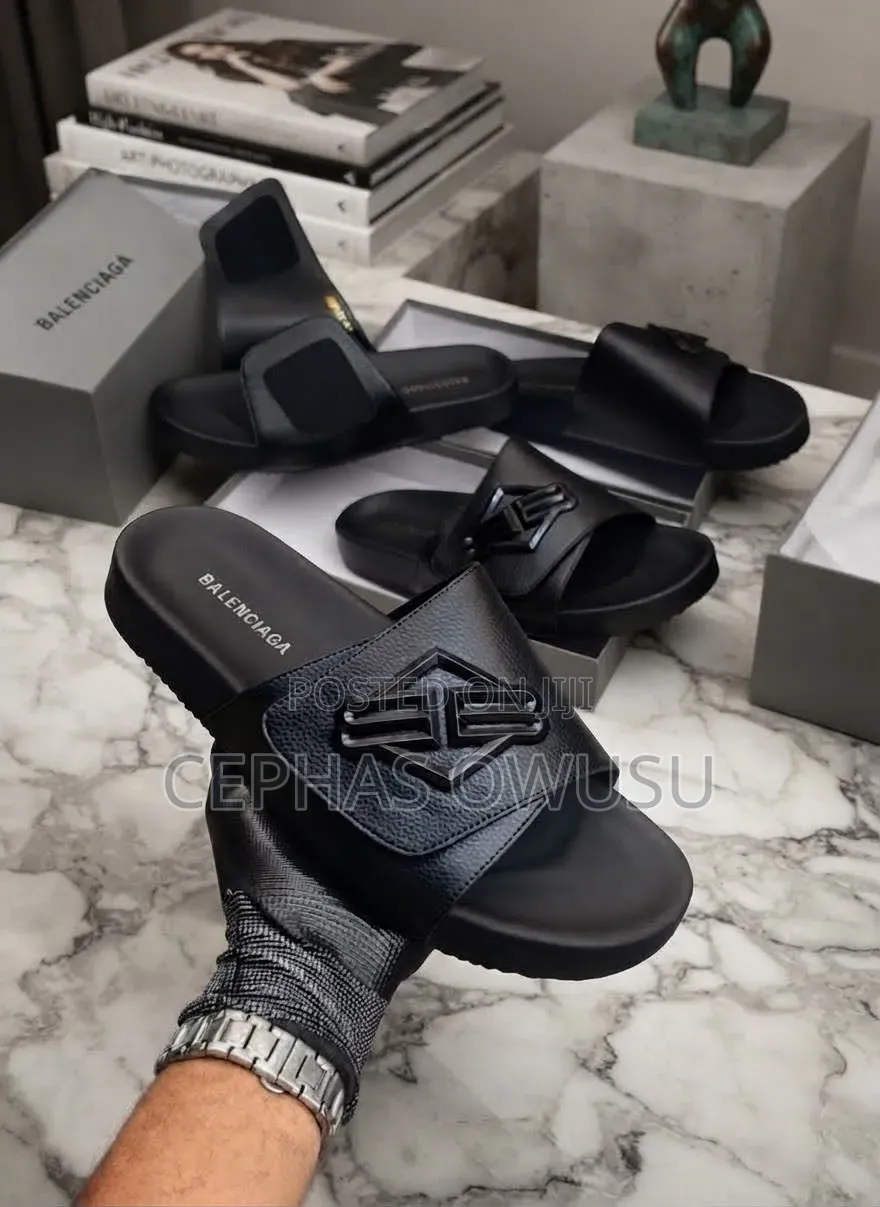 Quality Men's Half Shoes/Slippers