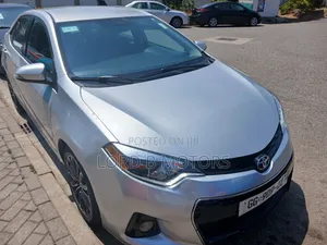 Toyota Corolla 2016 Silver