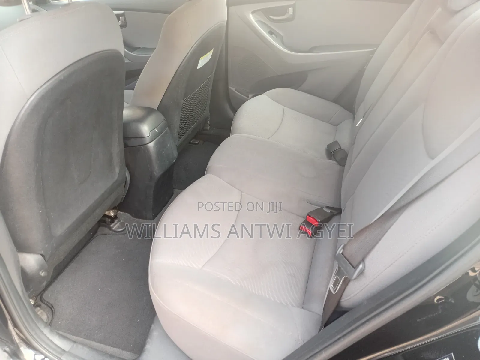Hyundai Elantra Limited Sedan FWD (1.8L 4cyl 6A) 2016 Black