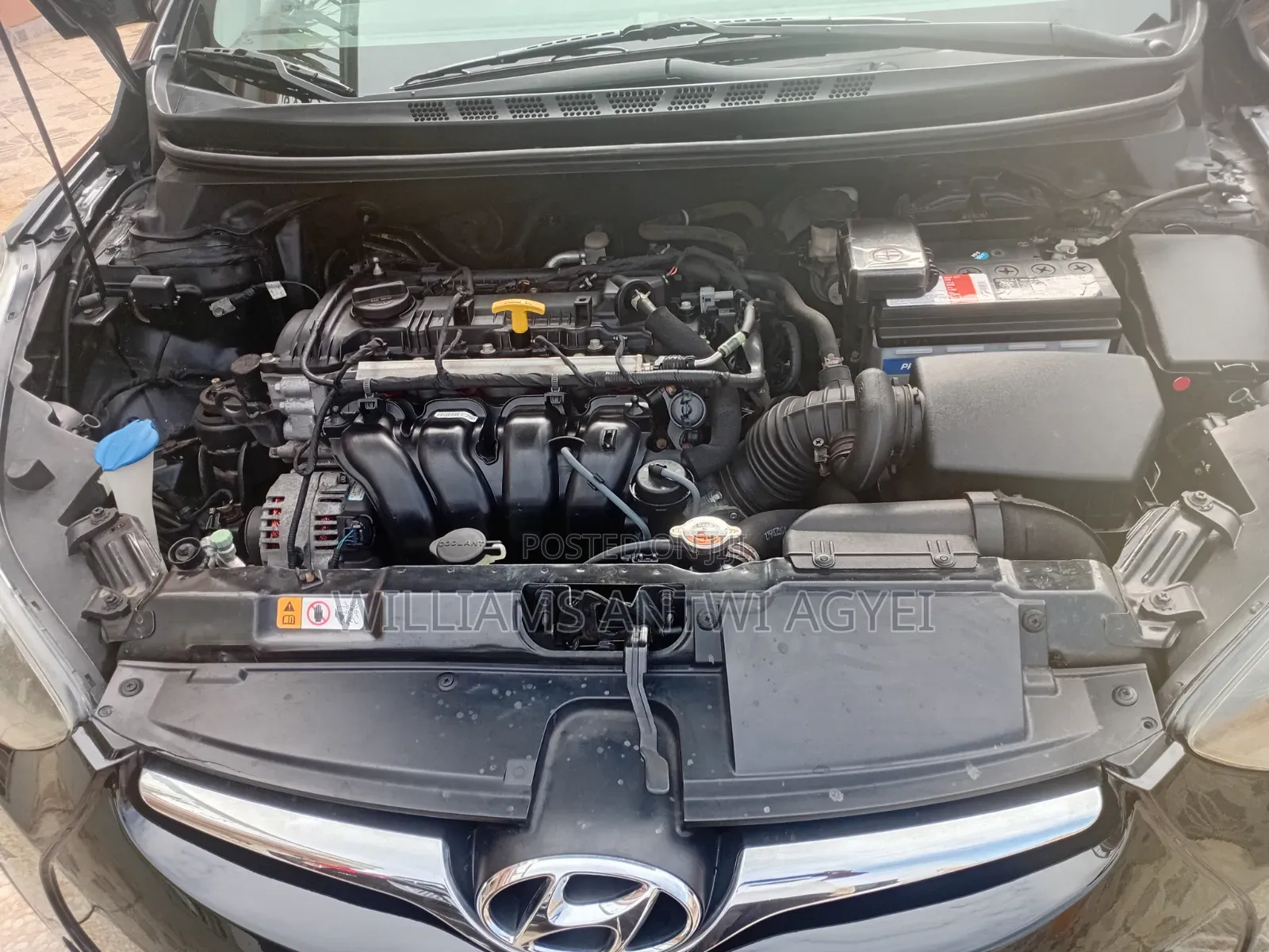 Hyundai Elantra Limited Sedan FWD (1.8L 4cyl 6A) 2016 Black