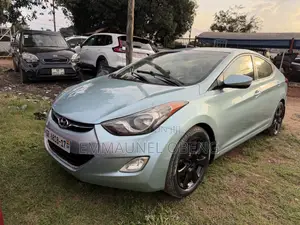 Hyundai Elantra 2012 Green