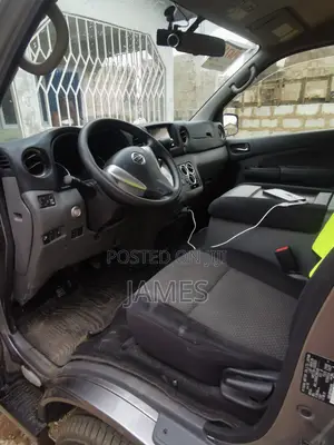 Nissan Caravan (Urvan) 2012 Grey