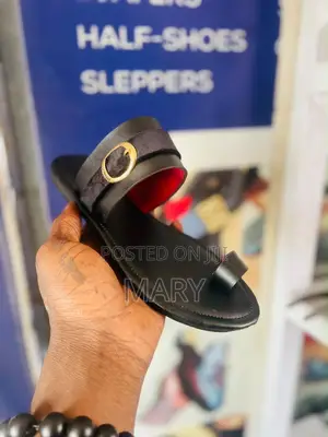 Trendy Black Leather Slipper