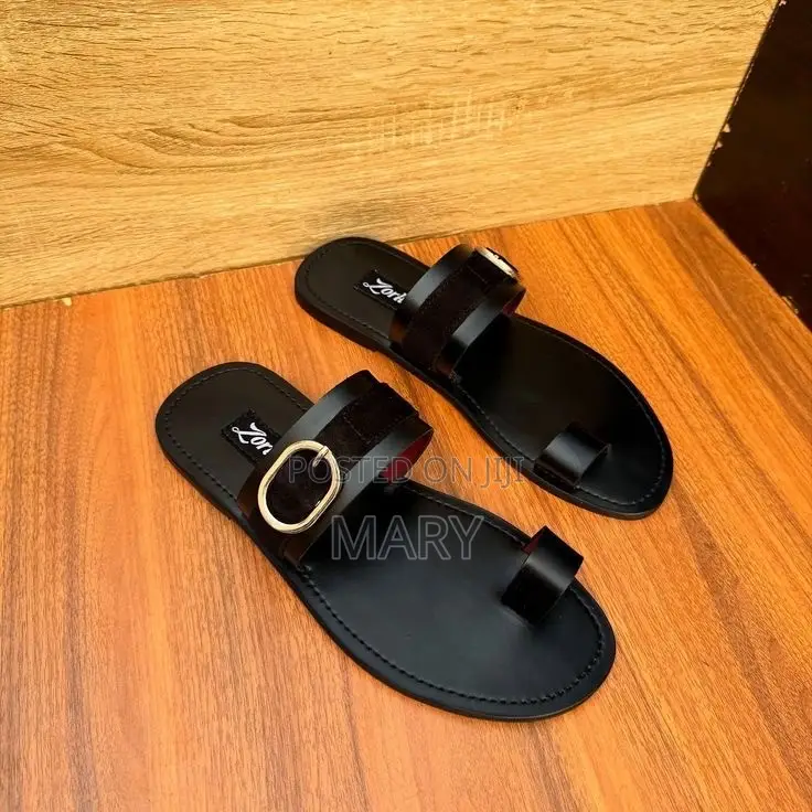 Trendy Black Leather Slipper