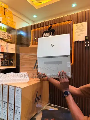 New Laptop HP EliteBook 840 G8 8GB Intel Core i5 SSD 256GB