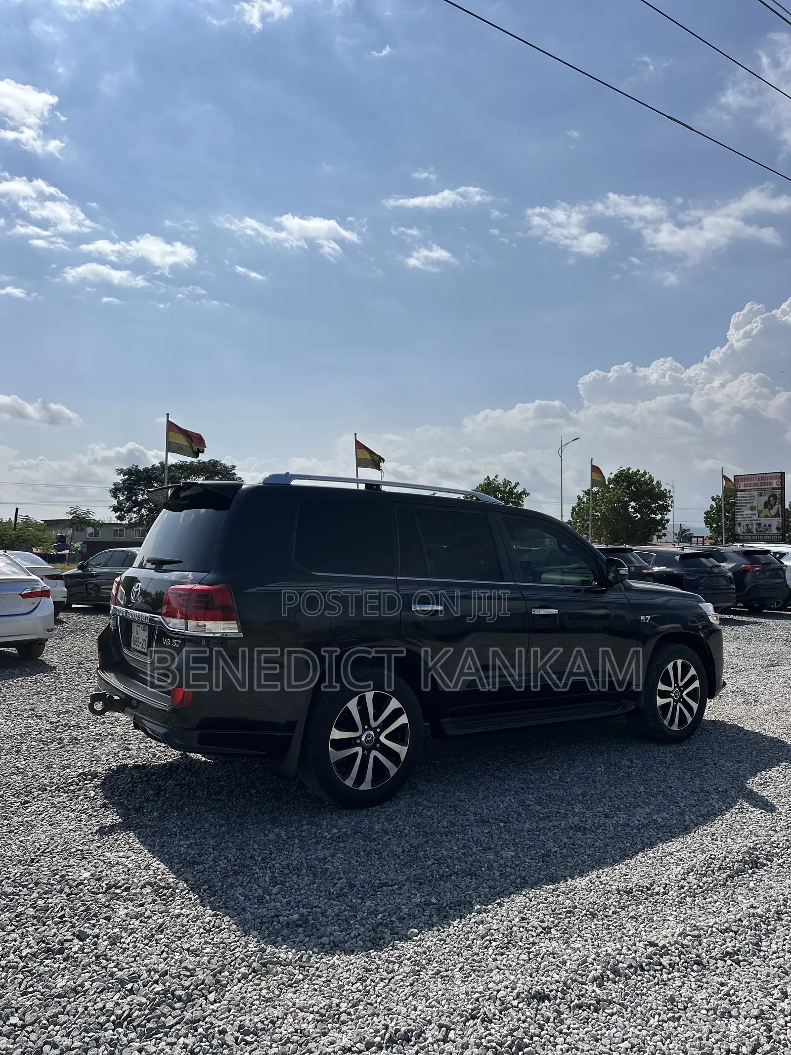 Toyota Land Cruiser 5.7 V8 VX-S 2019 Black