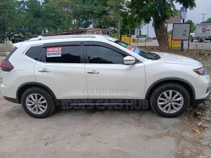 Nissan Rogue SV AWD 2020 White