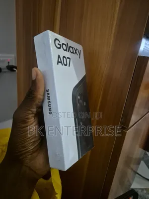 New Samsung Galaxy A07 4G 64 GB Black