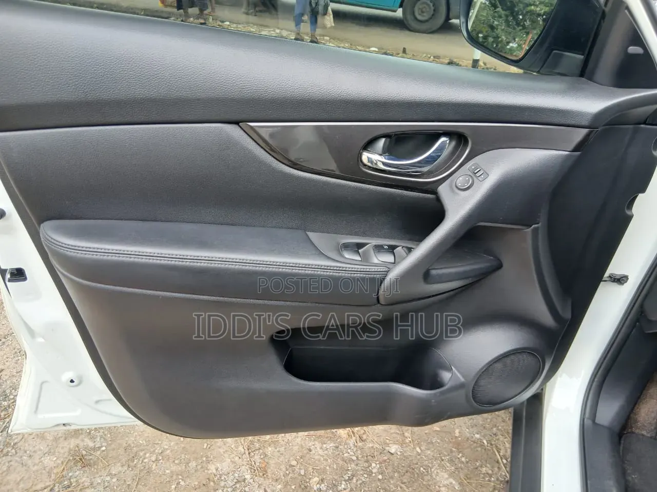 Nissan Rogue SV AWD 2020 White