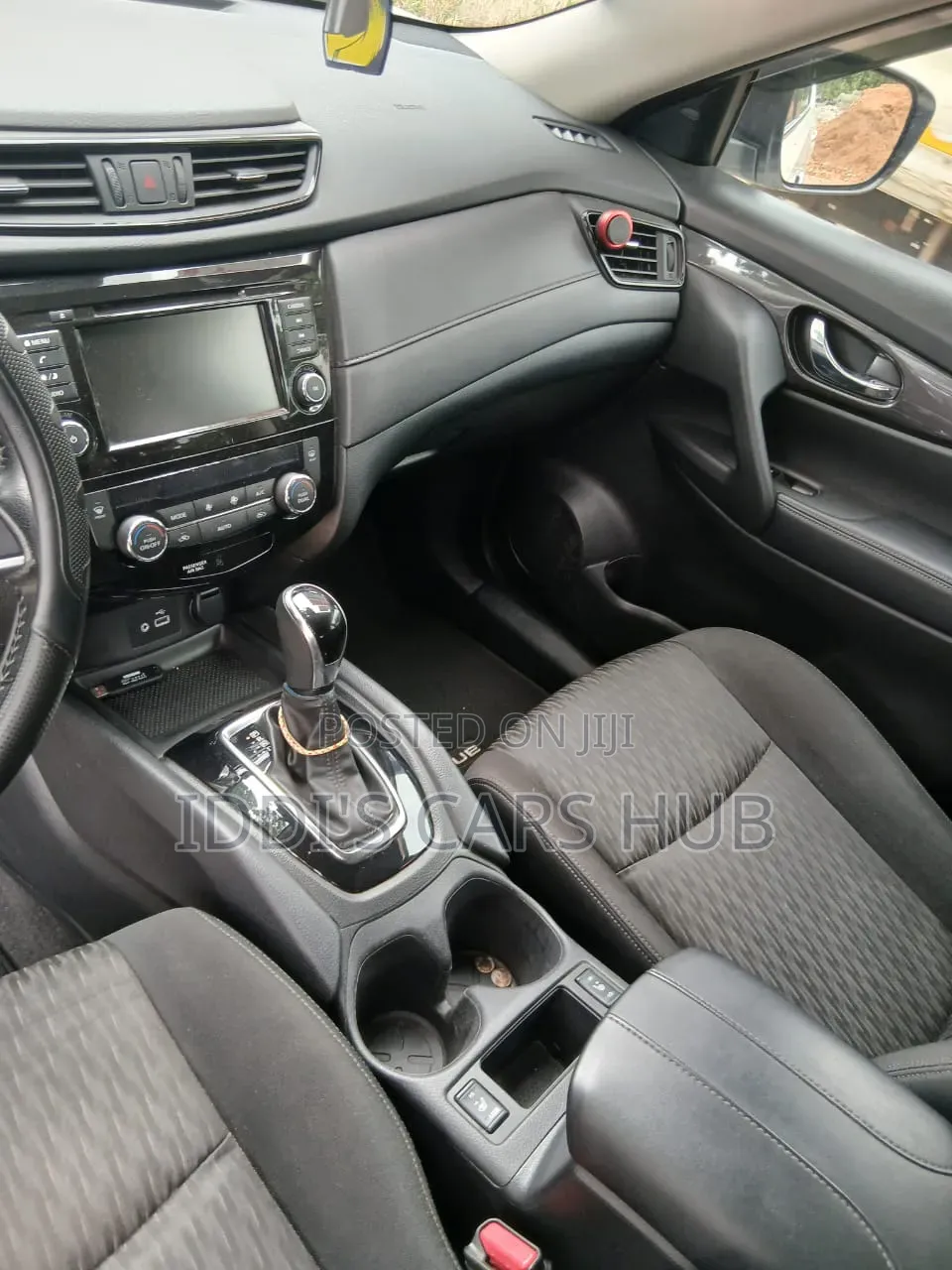 Nissan Rogue SV AWD 2020 White