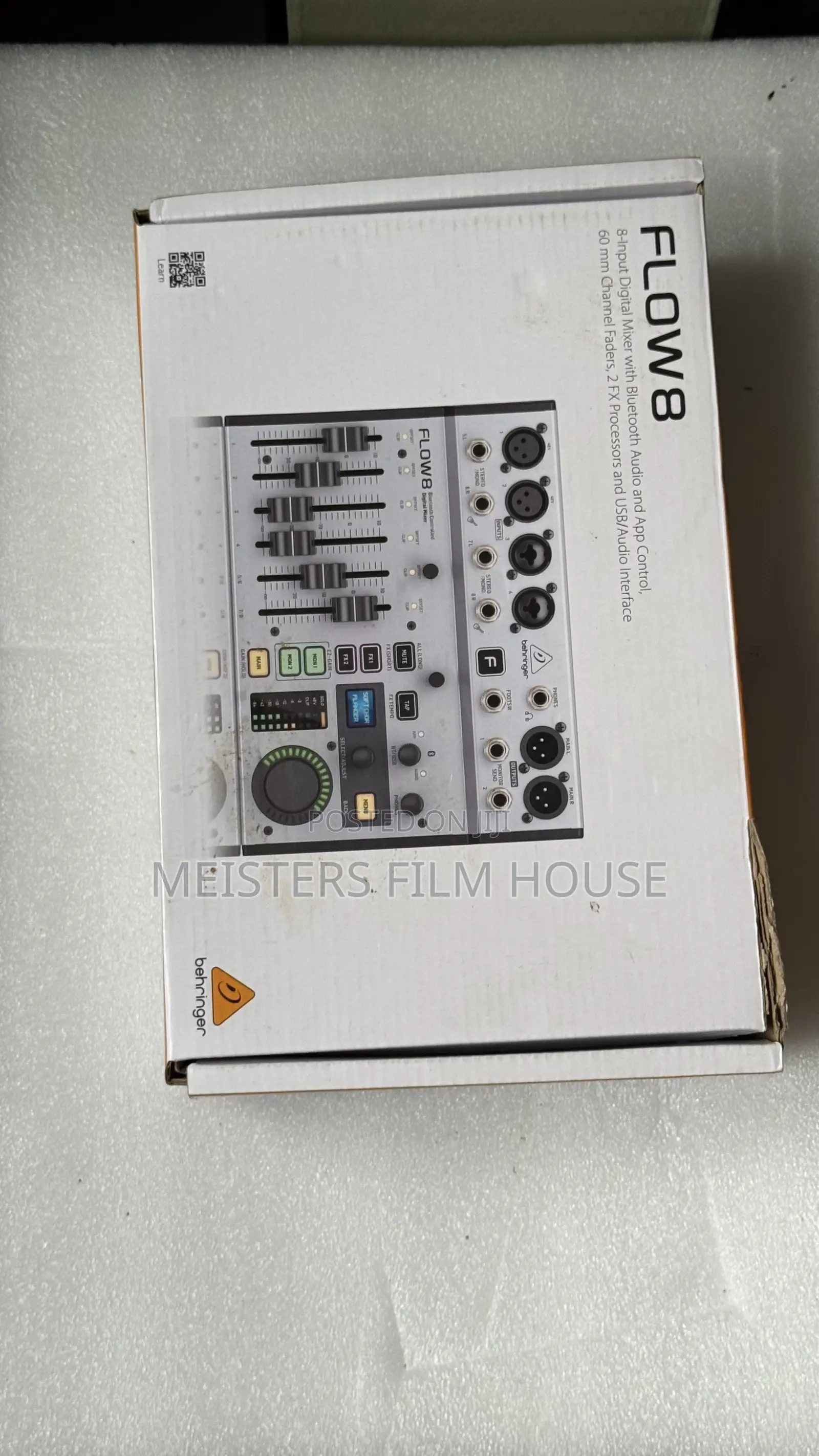 Behringer Flow 8