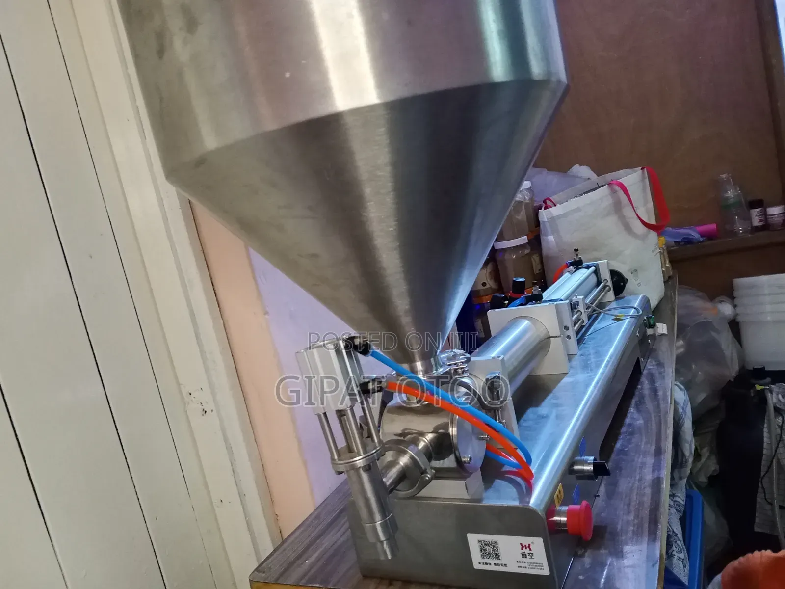 Semi- Automatic Paste Filling Machine