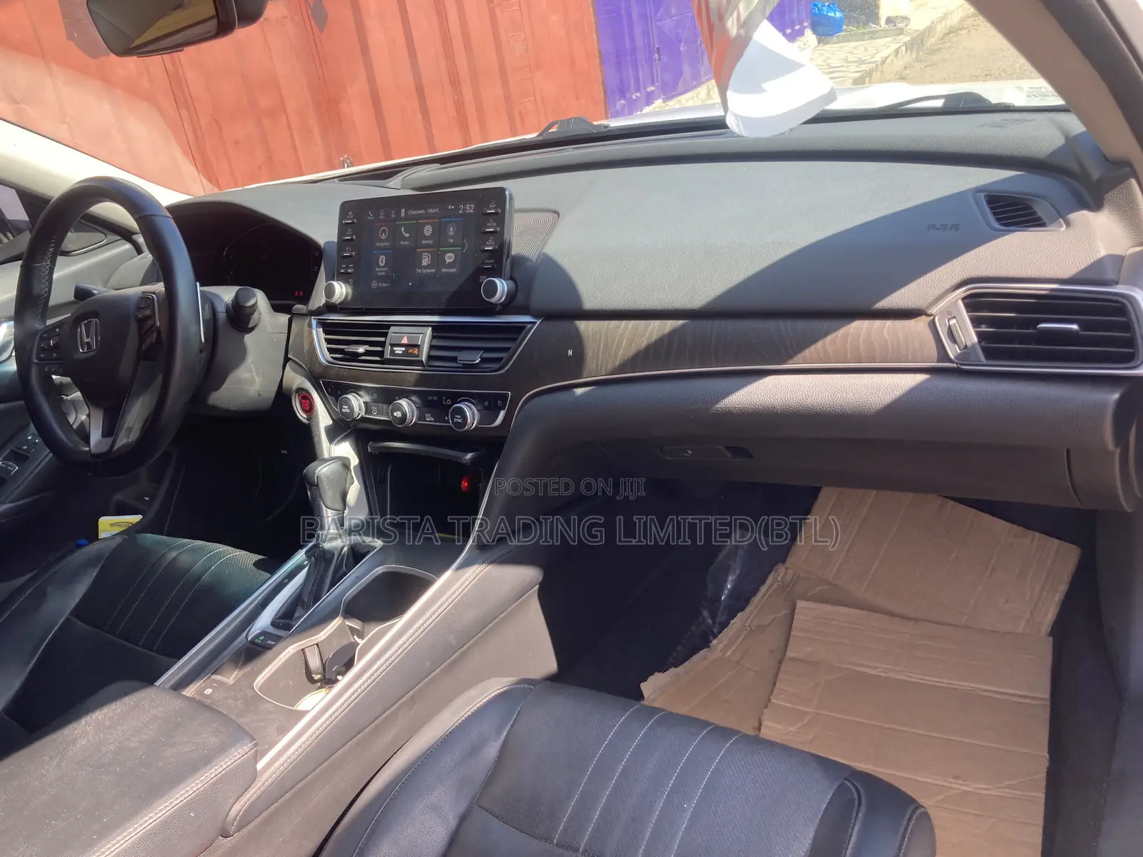 Honda Accord Touring 2.0T 2020 White