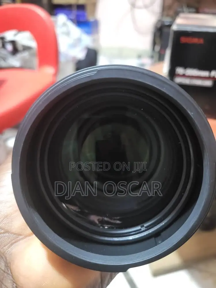 Canon Sigma 70-200mm Lens