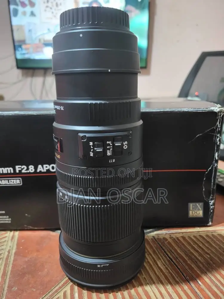 Canon Sigma 70-200mm Lens
