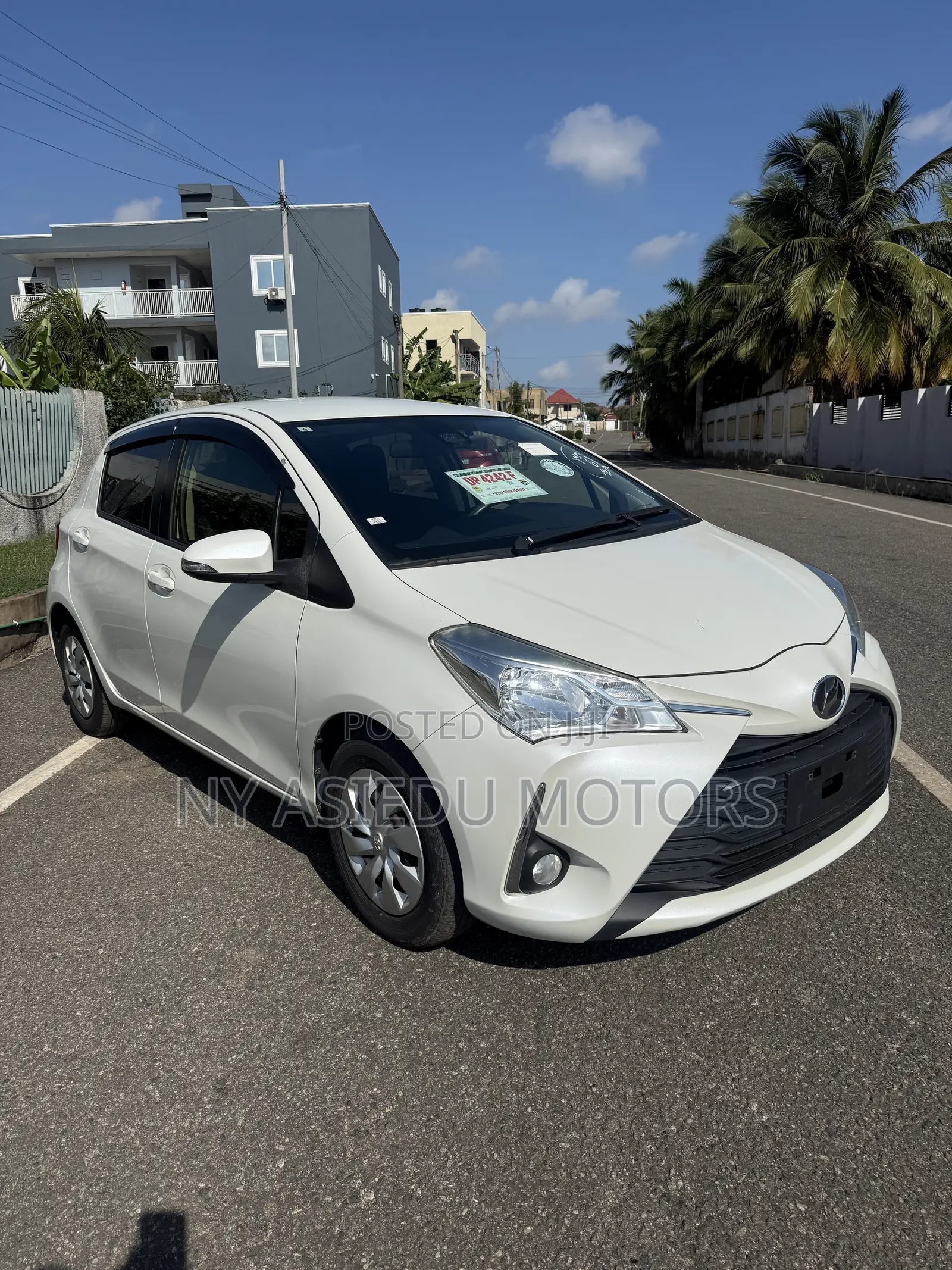 Toyota Vitz 1.5 FWD 3dr 2017 White
