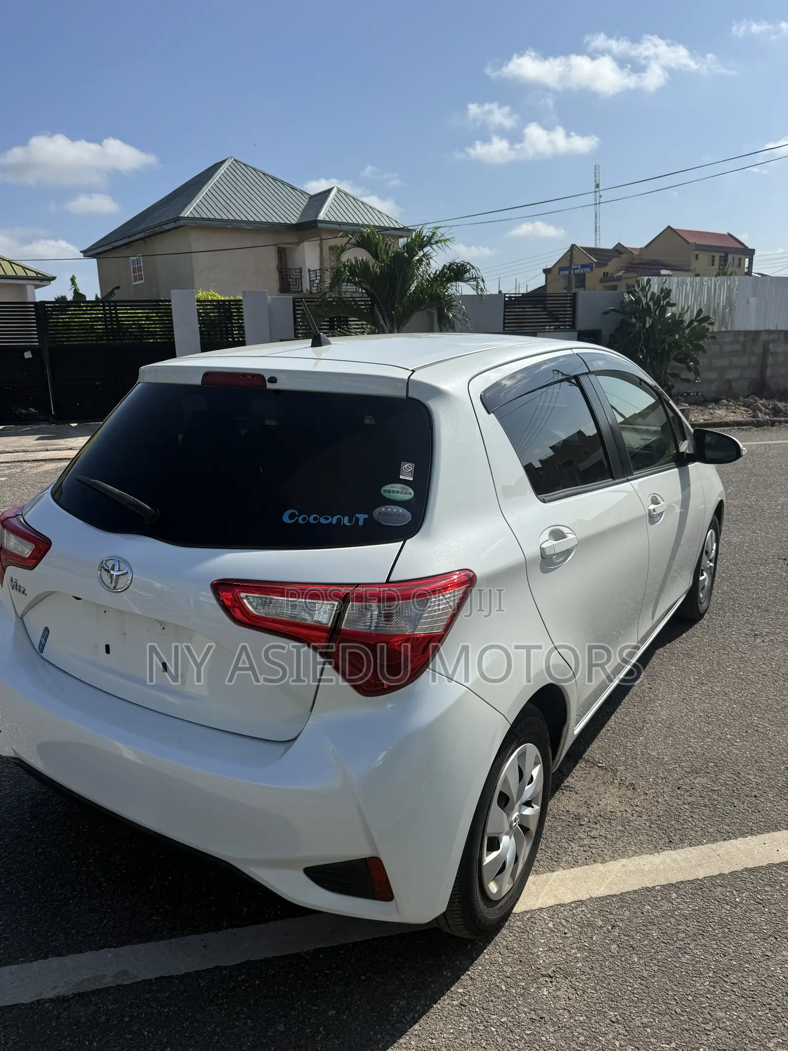 Toyota Vitz 1.5 FWD 3dr 2017 White