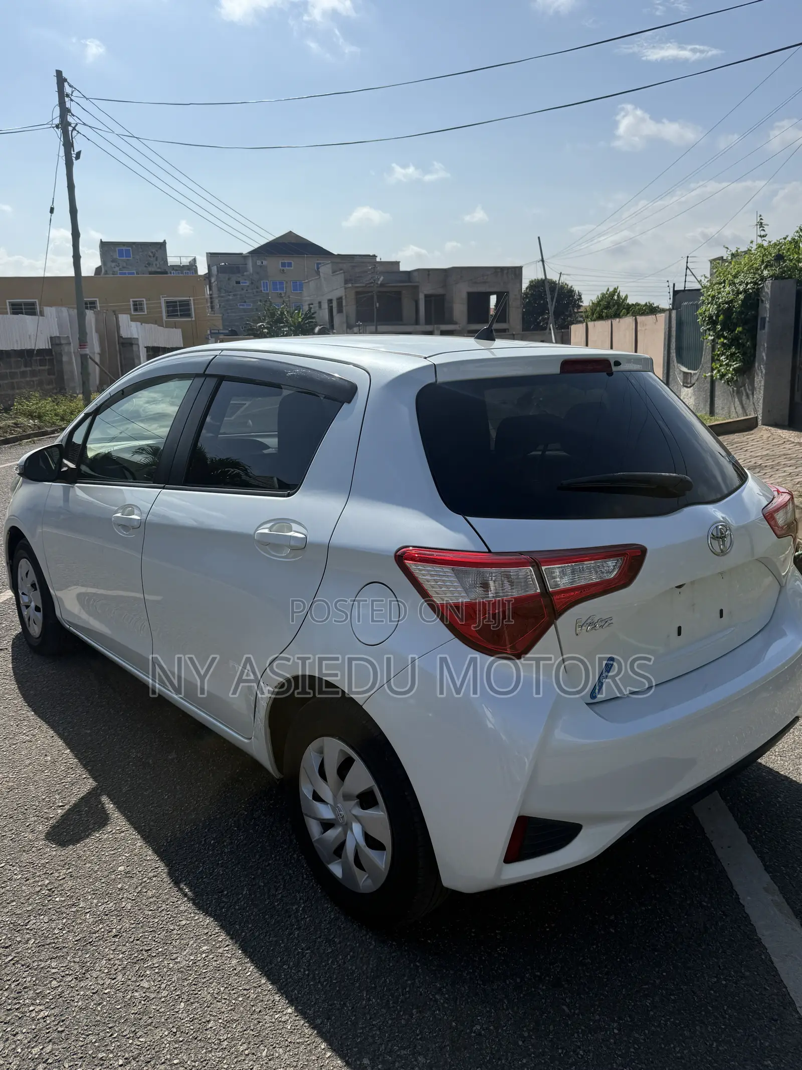 Toyota Vitz 1.5 FWD 3dr 2017 White