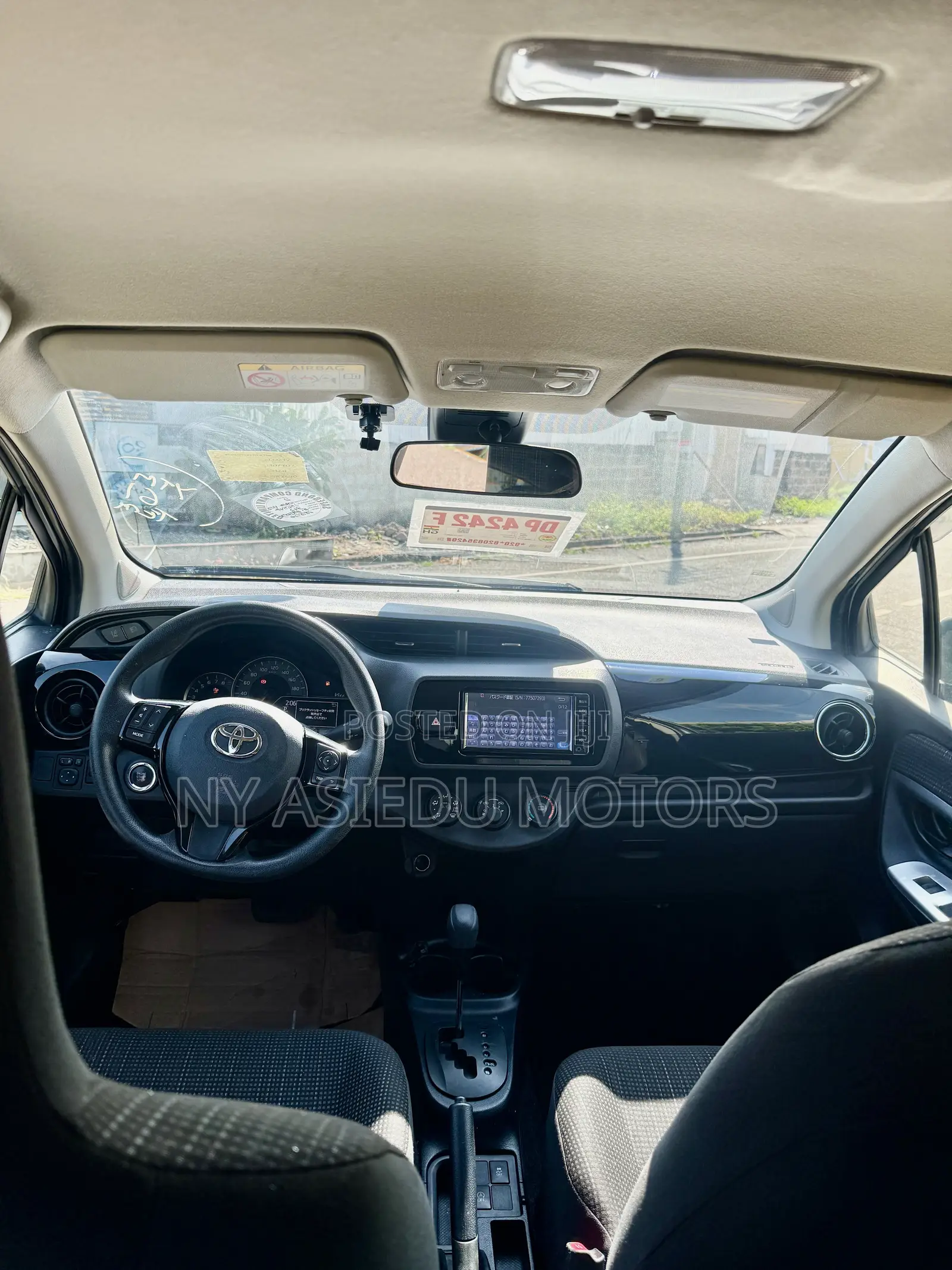 Toyota Vitz 1.5 FWD 3dr 2017 White