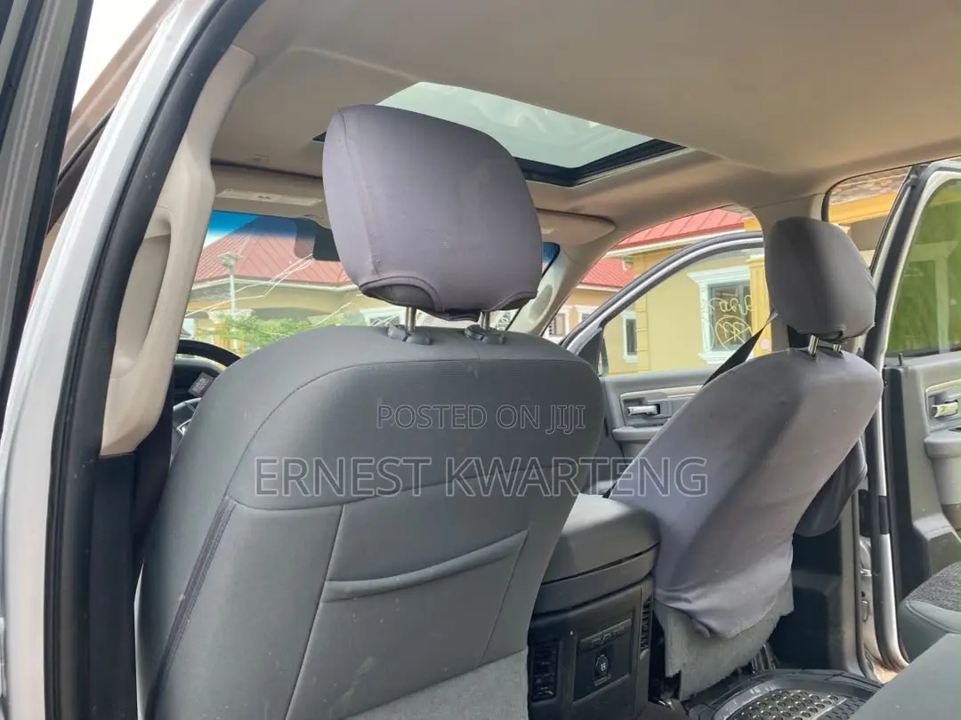 Dodge RAM 1500 3.6 Petrol AWD 2018 Silver
