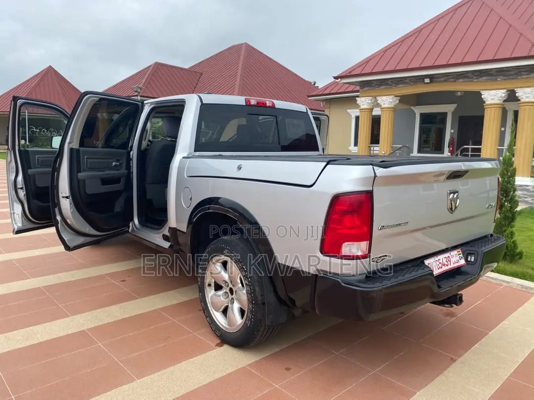 Dodge RAM 1500 3.6 Petrol AWD 2018 Silver
