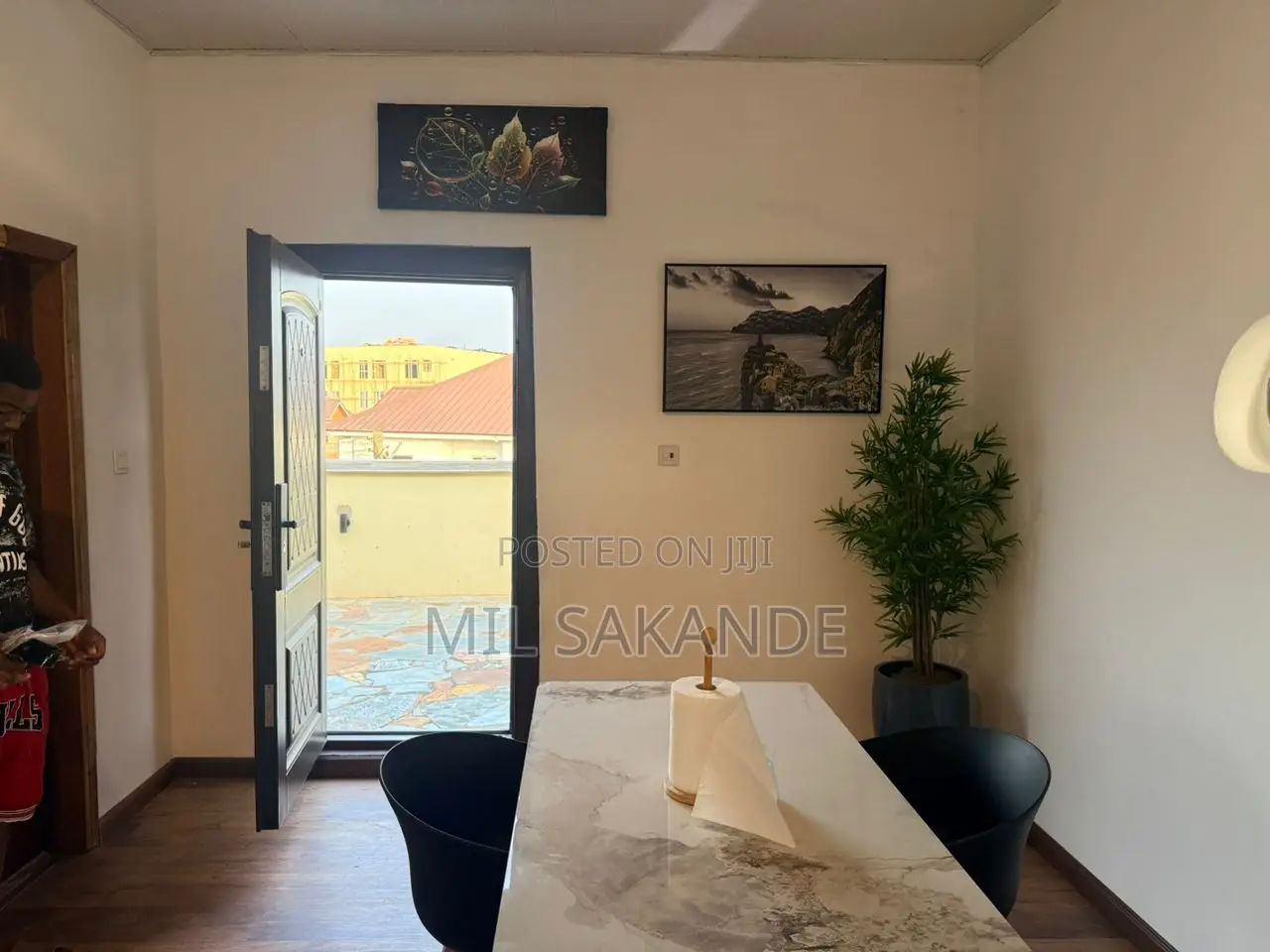 Top Floor Apartment Spintex